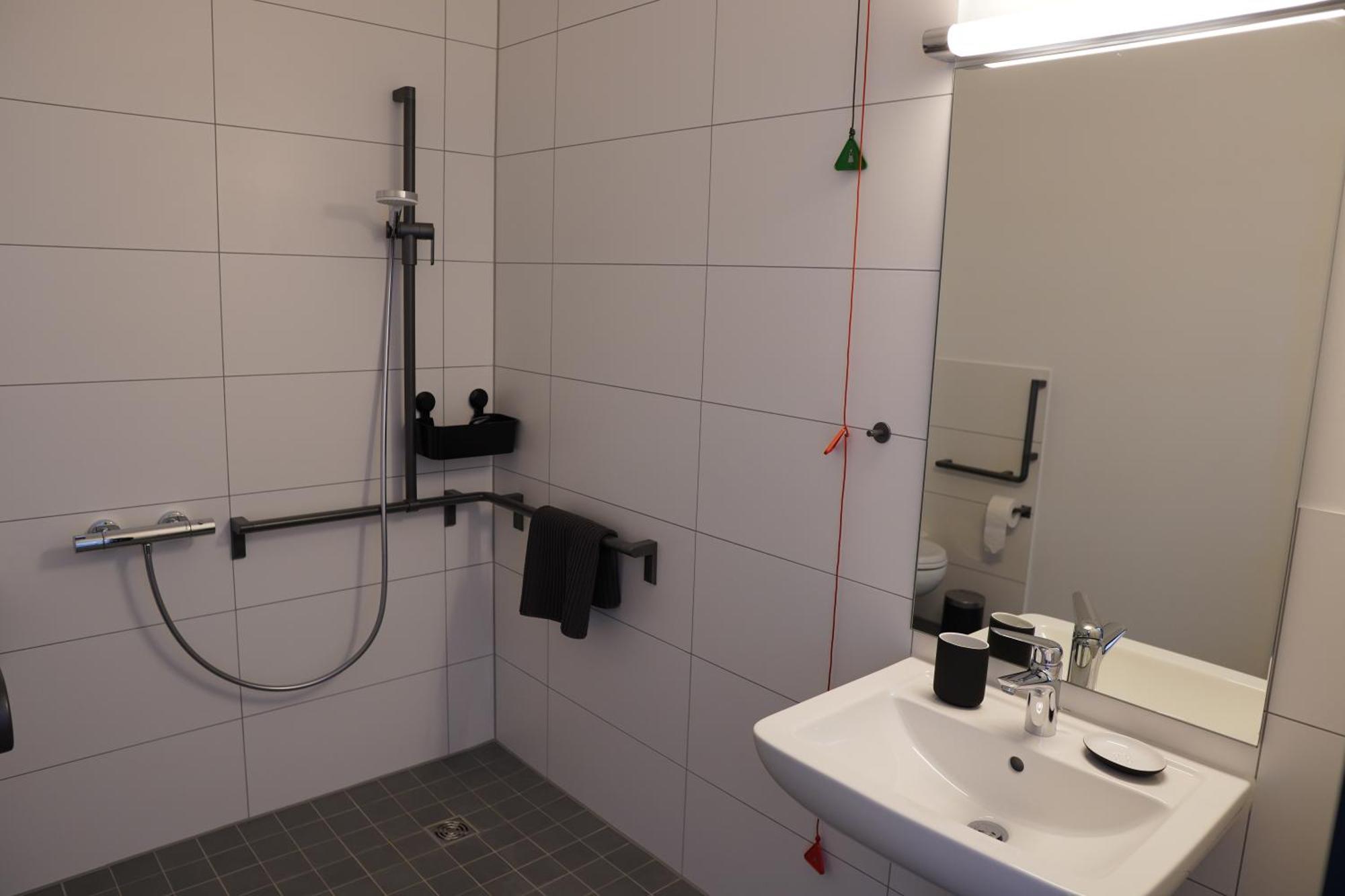 Isa Rheinquartier - Moderne Und Barrierefreie Ferienapartments Лахщайн Екстериор снимка